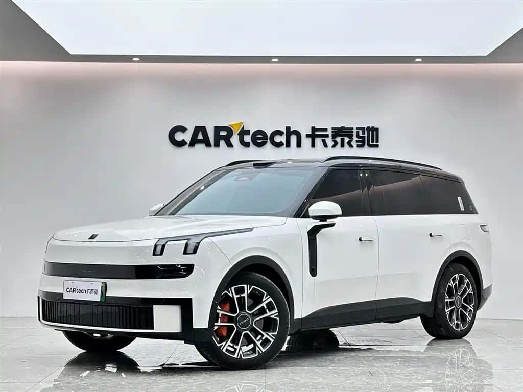 Lynk & Co Lynk & Co 900