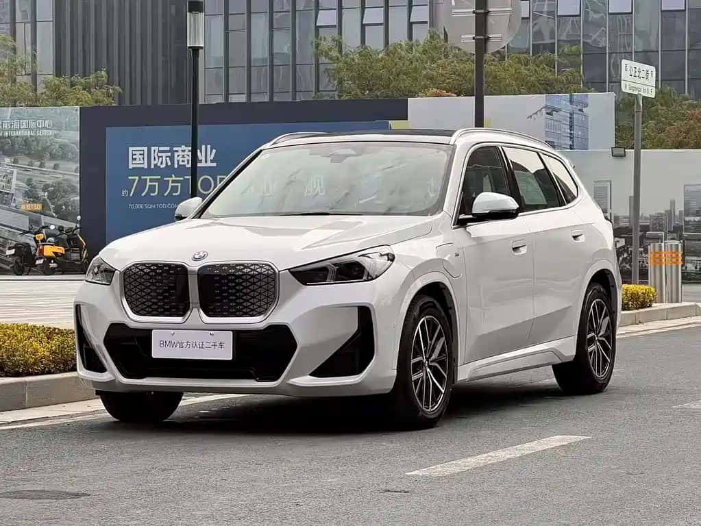 BMW BMW iX1