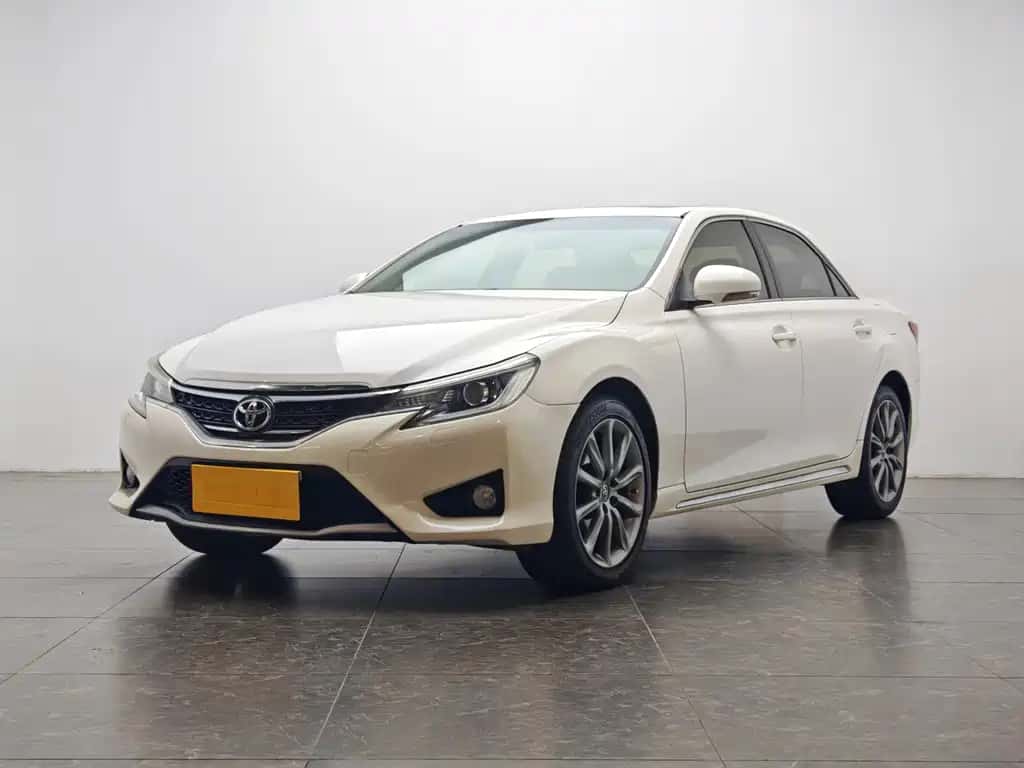 Toyota Reiz