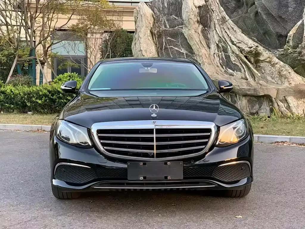 Mercedes-Benz Mercedes-Benz E-Class