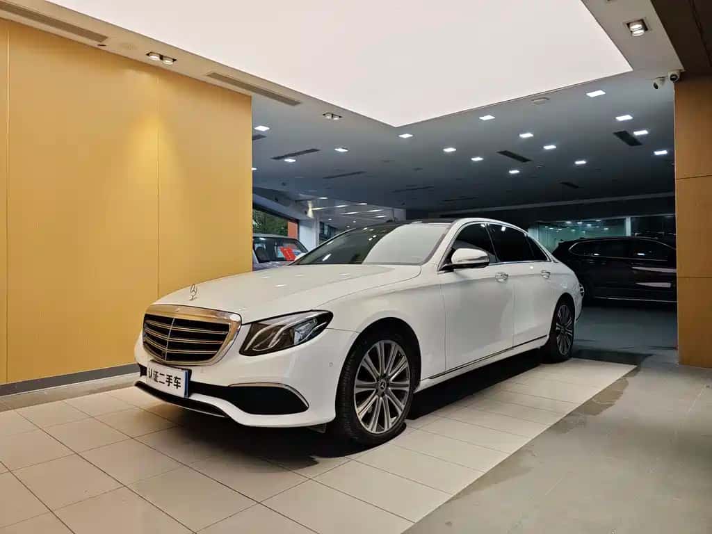 Mercedes-Benz Mercedes-Benz E-Class