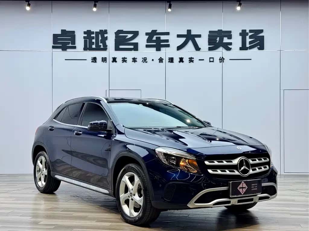 Mercedes-Benz Mercedes-Benz GLA
