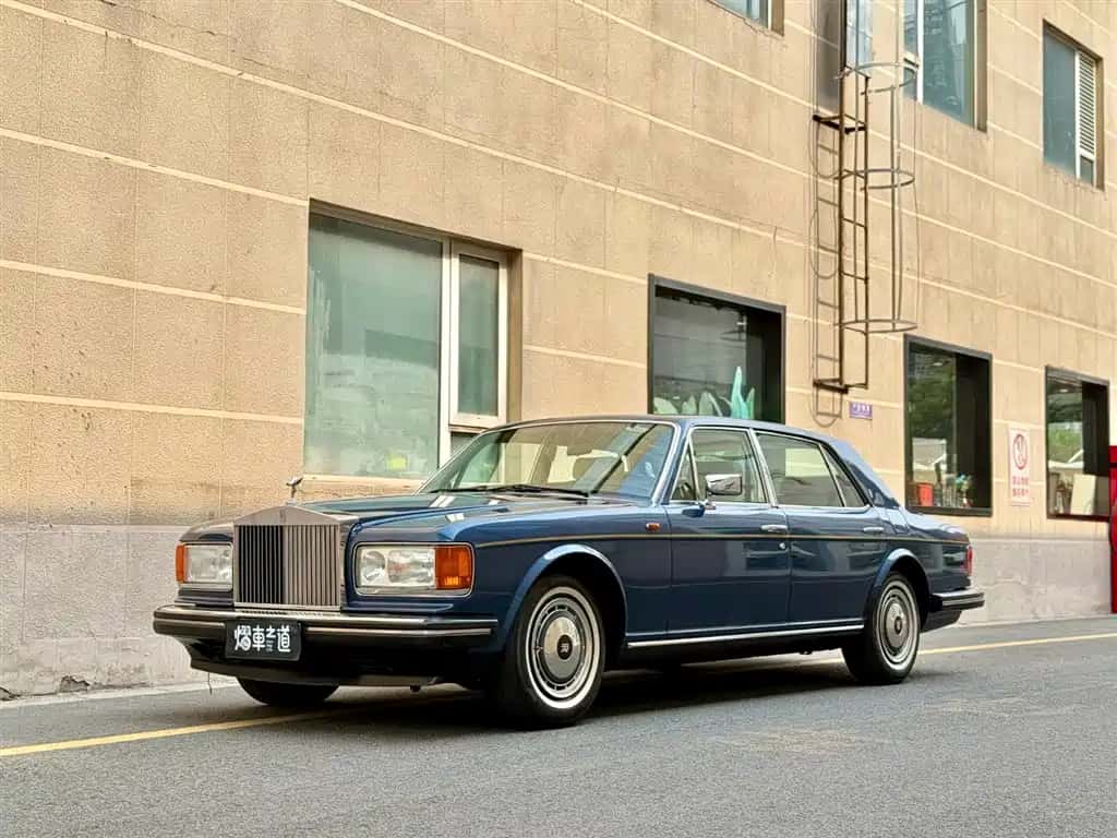 Rolls-Royce —