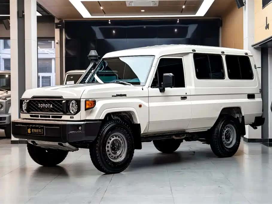 Toyota Land Cruiser (Imported)