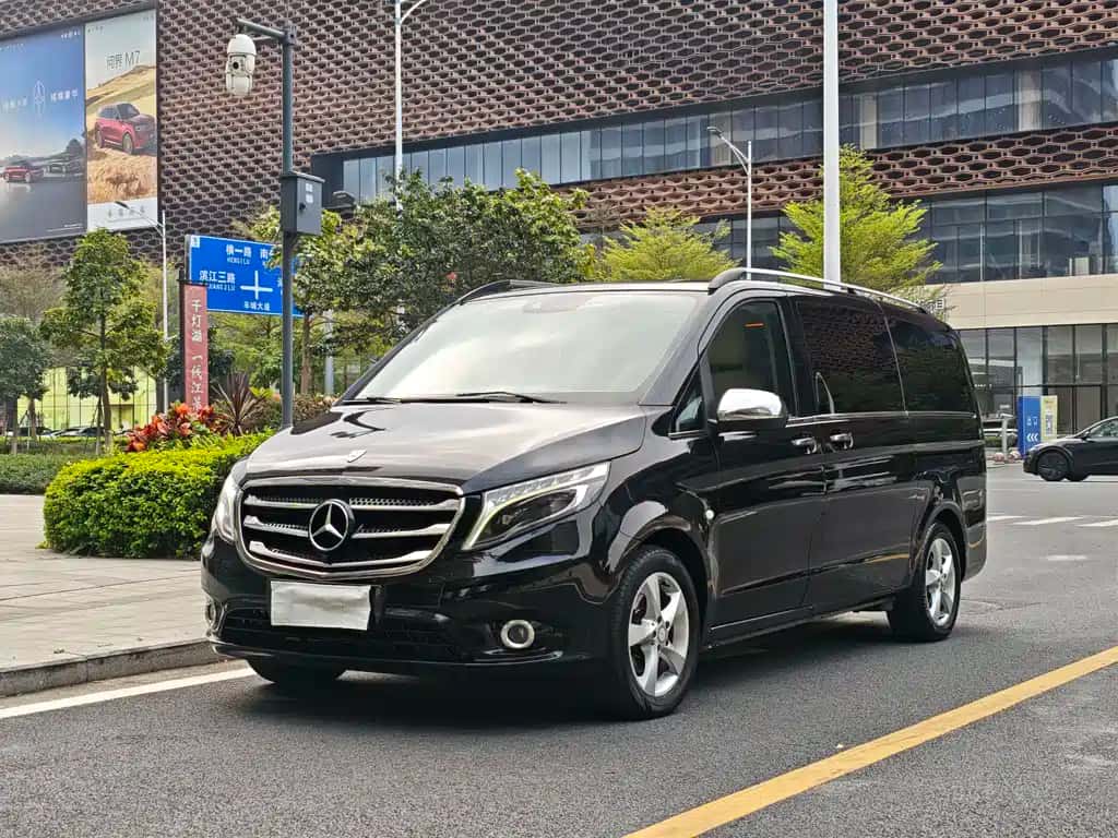 Mercedes-Benz —