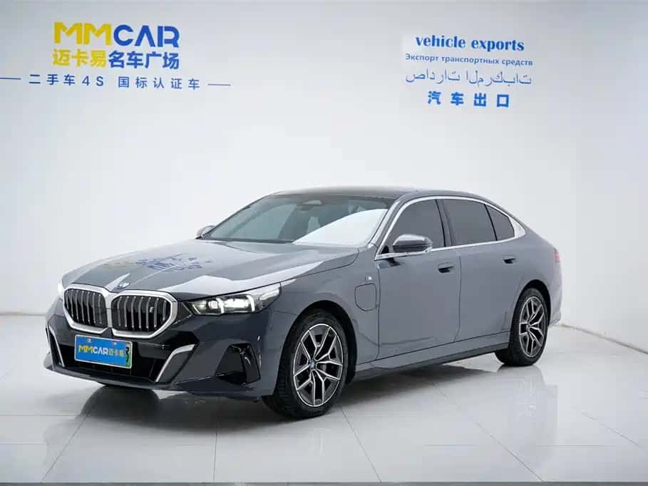 BMW BMW i5