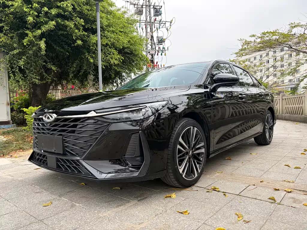 Chery Arrizo 8