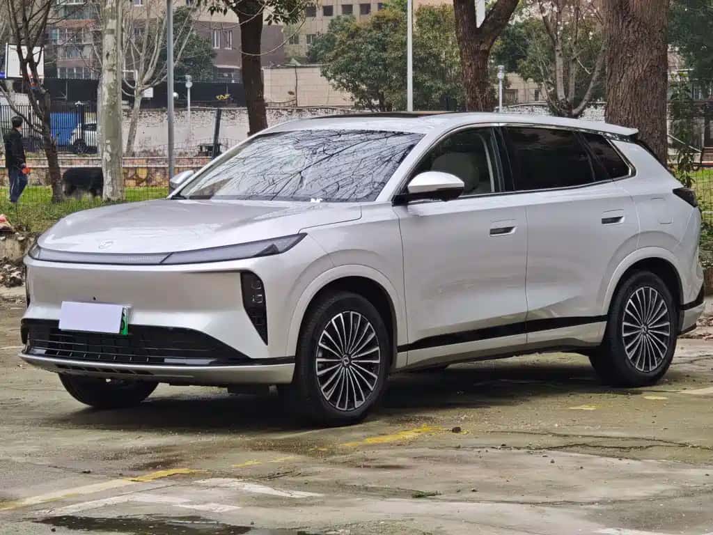 Dongfeng Fengshen Dongfeng Fengshen L8