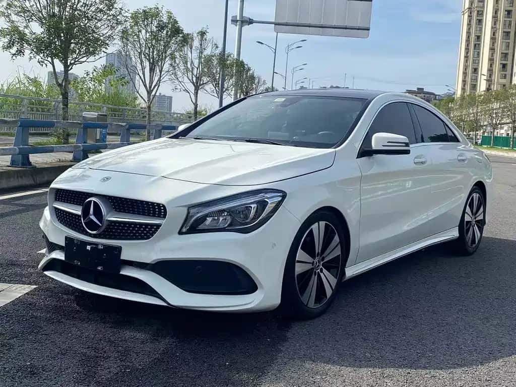 Mercedes-Benz Mercedes-Benz CLA (Import)