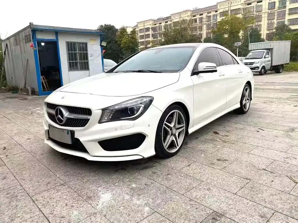 Mercedes-Benz Mercedes-Benz CLA (Import)
