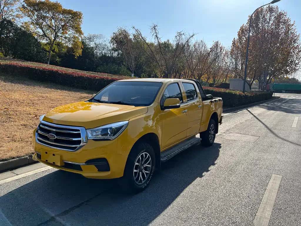Isuzu TAGA Daka