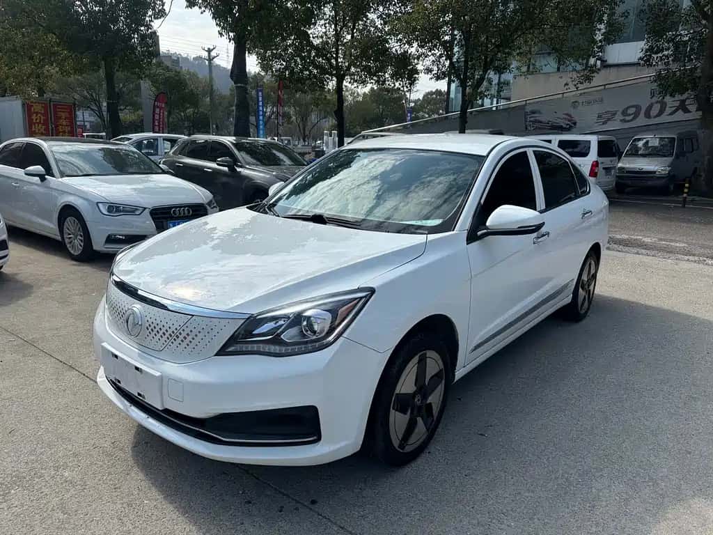 Dongfeng Fengshen Dongfeng Fengshen E70