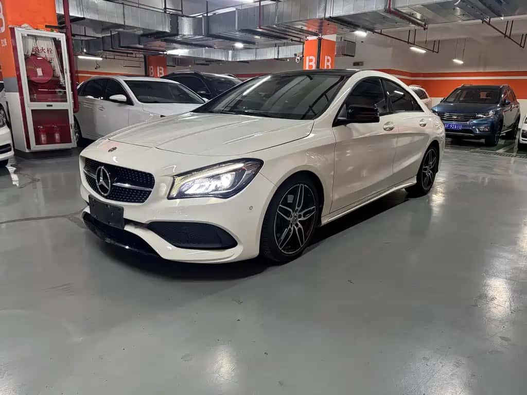 Mercedes-Benz Mercedes-Benz CLA (Import)