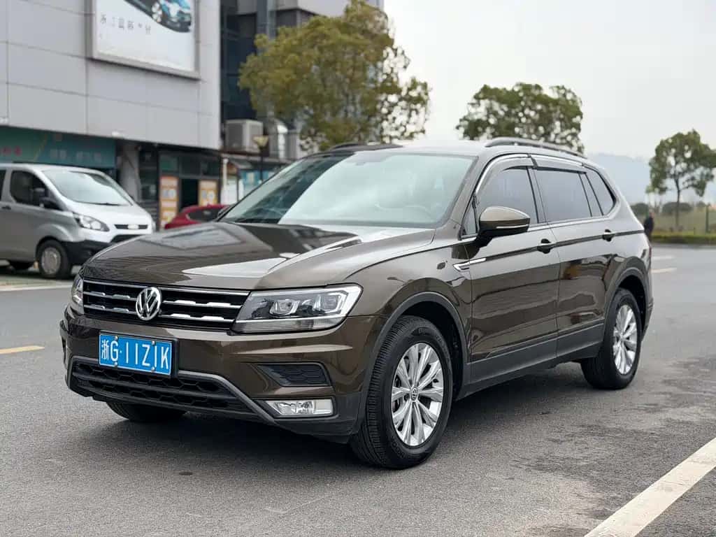 Volkswagen Tiguan L