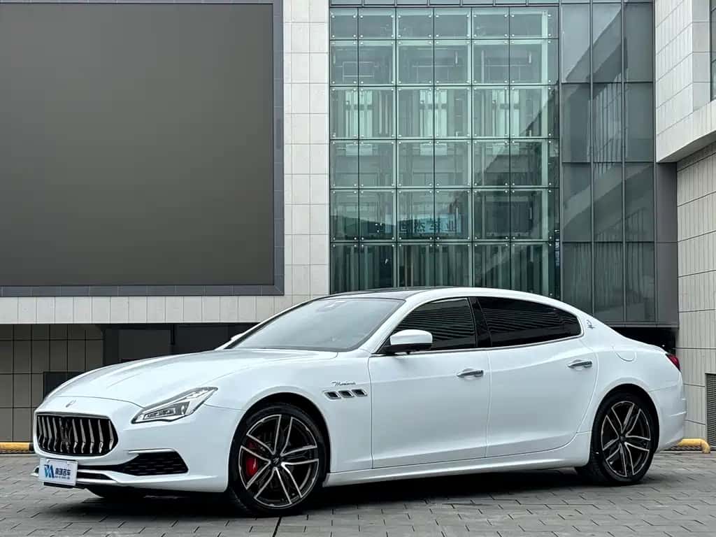 Maserati Quattroporte