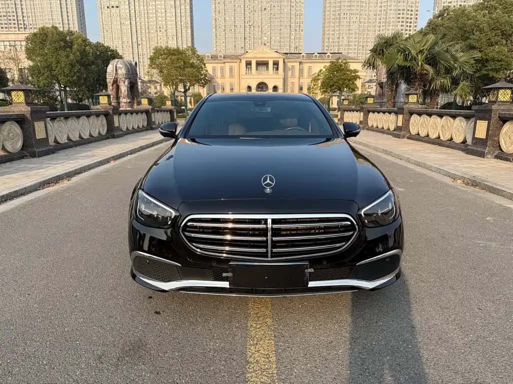 Mercedes-Benz Mercedes-Benz E-Class