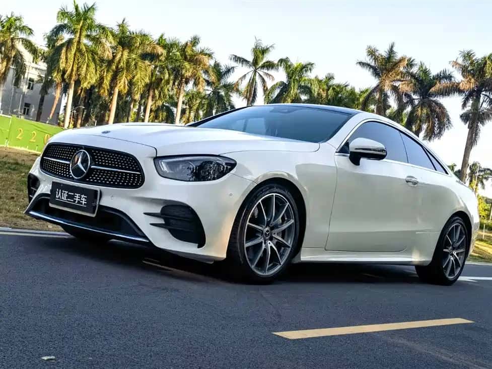 Mercedes-Benz Mercedes-Benz E-Class (Imported)