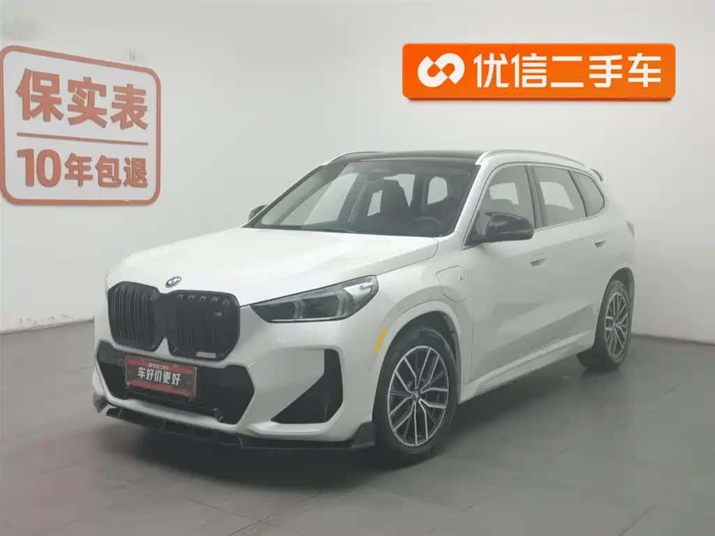 BMW BMW iX1