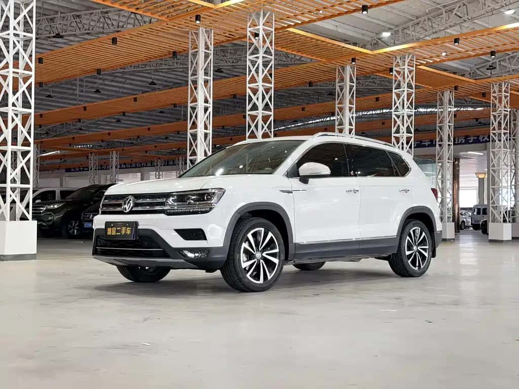 Volkswagen Tharu