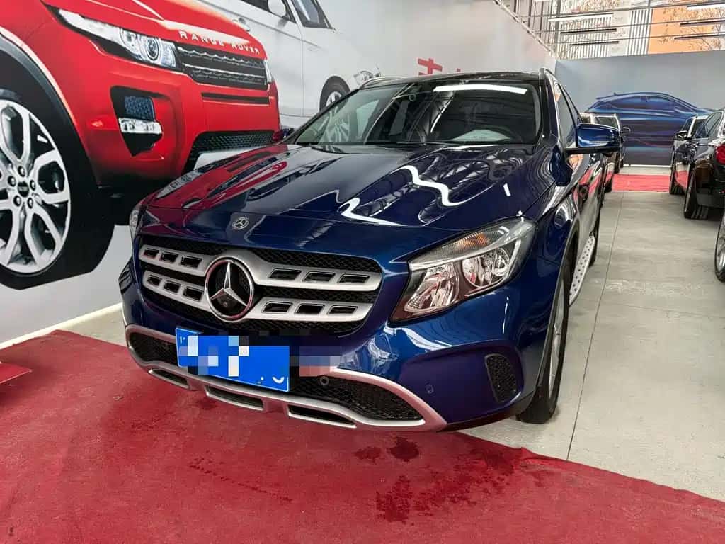 Mercedes-Benz Mercedes-Benz GLA