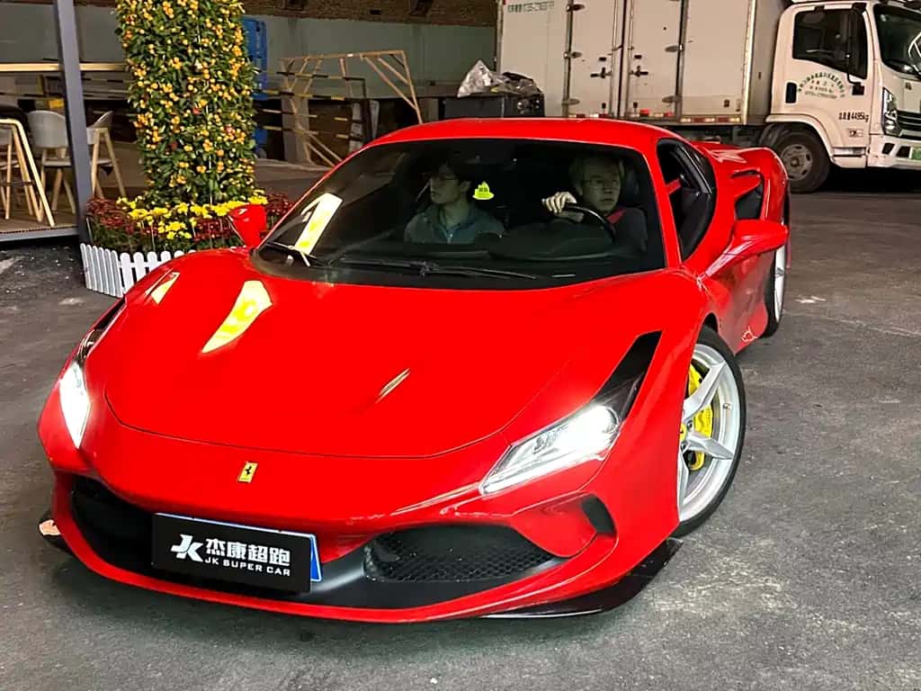 Ferrari Ferrari F8