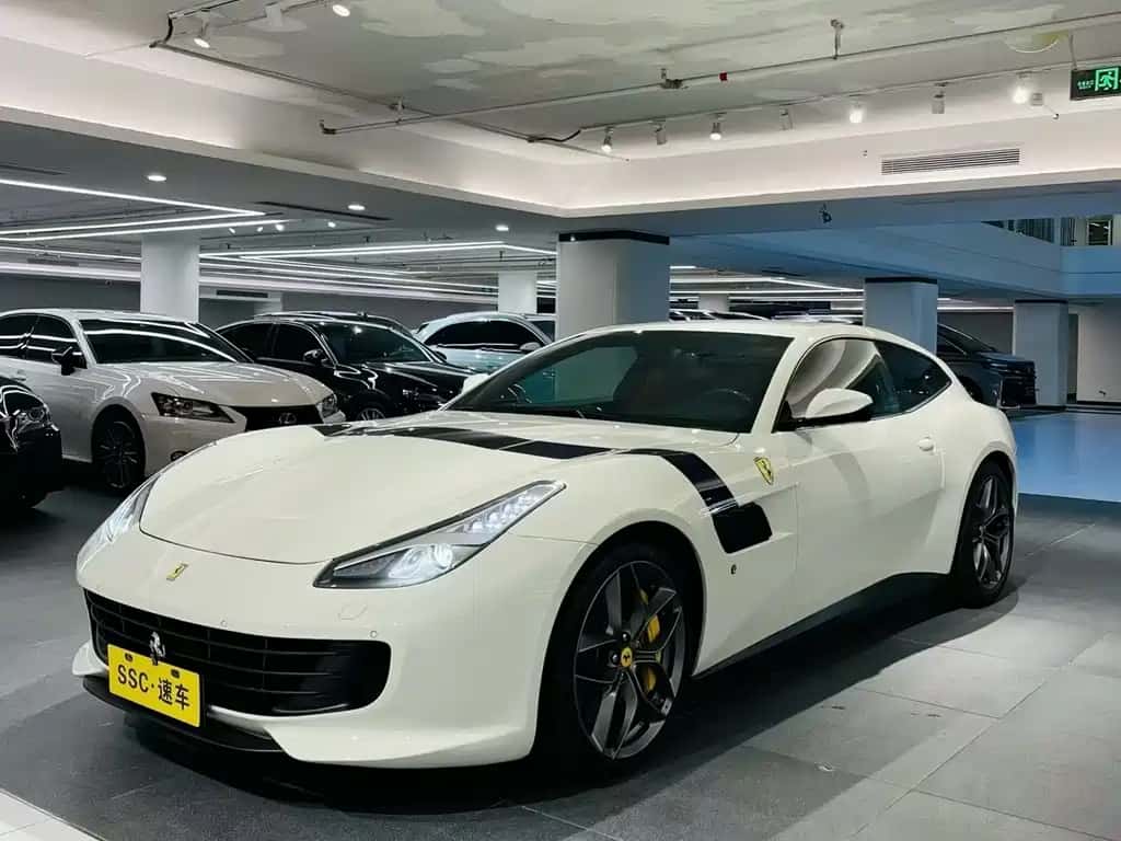 Ferrari GTC4Lusso