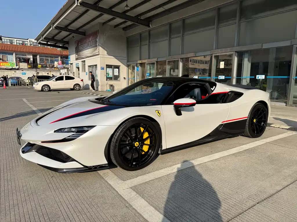 Ferrari SF90