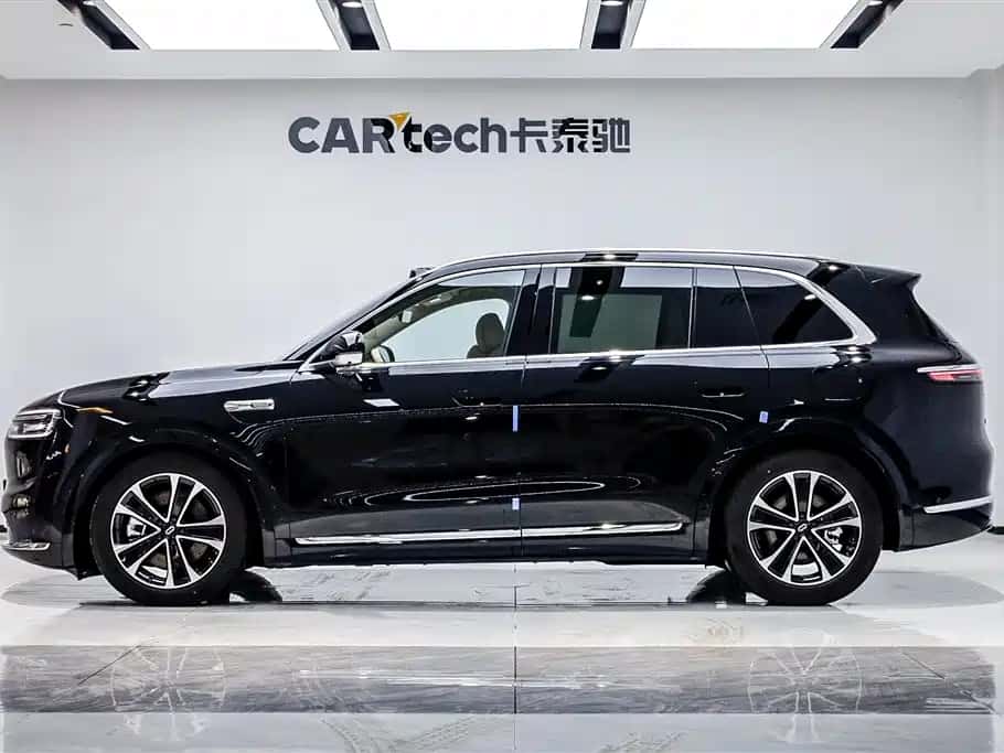 AITO M7
