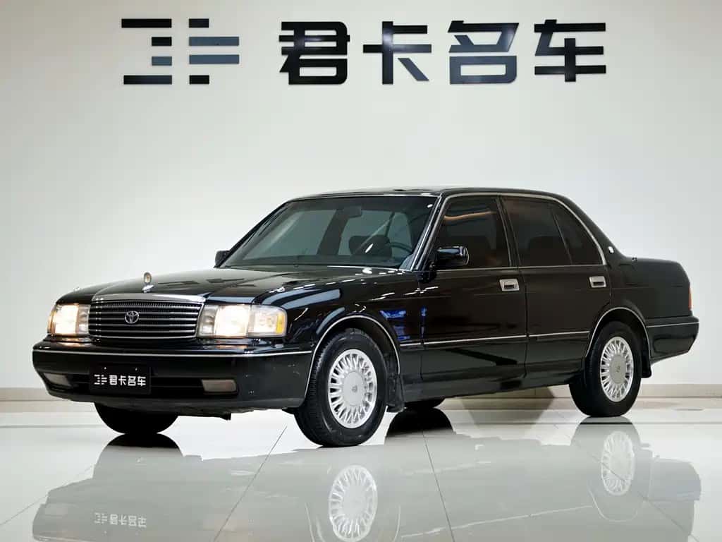 Toyota Crown (Imported)
