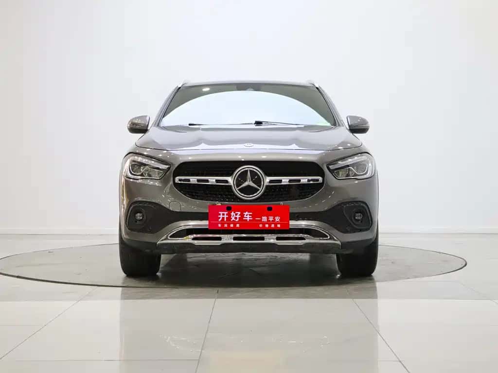 Mercedes-Benz Mercedes-Benz GLA
