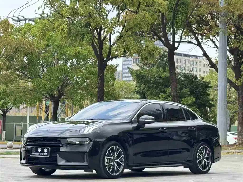 Lynk & Co Lynk & Co 03