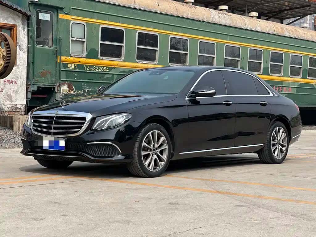 Mercedes-Benz Mercedes-Benz E-Class