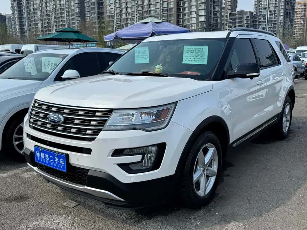 Ford Explorer (Imported)