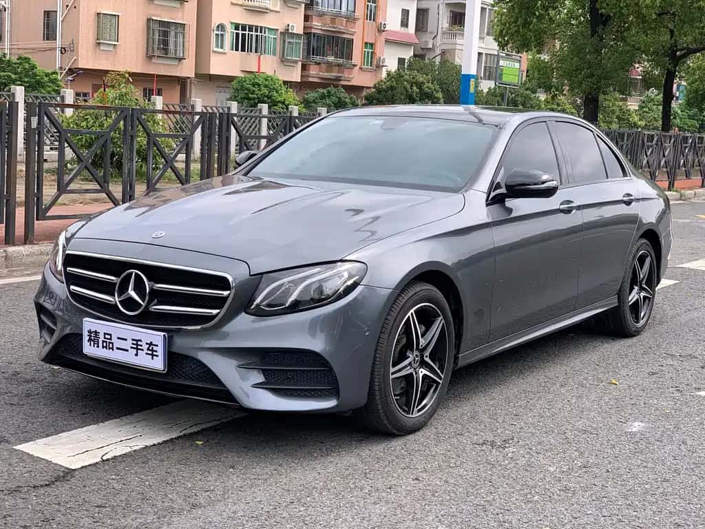 Mercedes-Benz Mercedes-Benz E-Class (Imported)