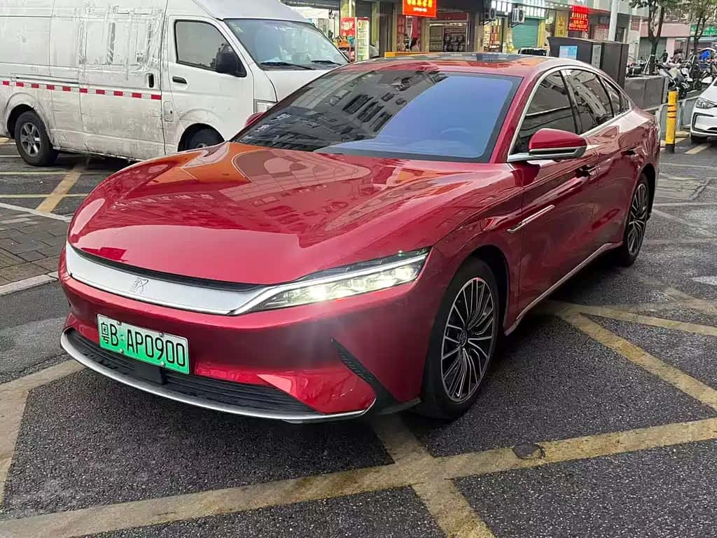 BYD (Build Your Dreams) Han