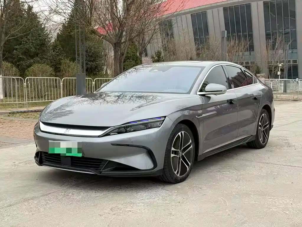 BYD (Build Your Dreams) Han