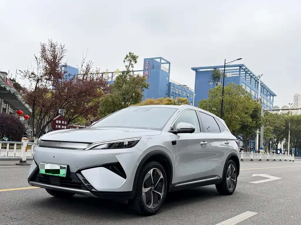 BYD (Build Your Dreams) Yuan PLUS