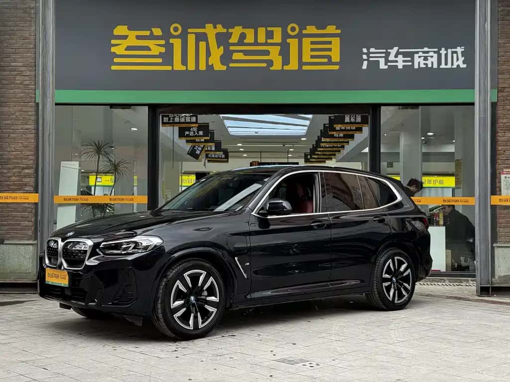 BMW BMW iX3