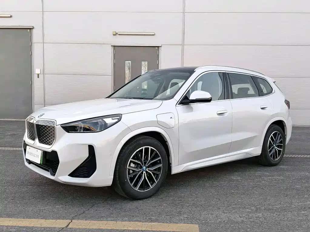BMW BMW iX1