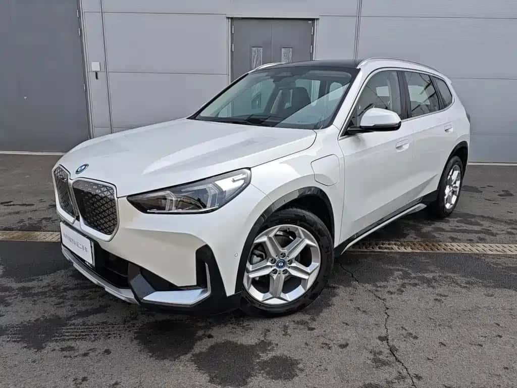 BMW BMW iX1