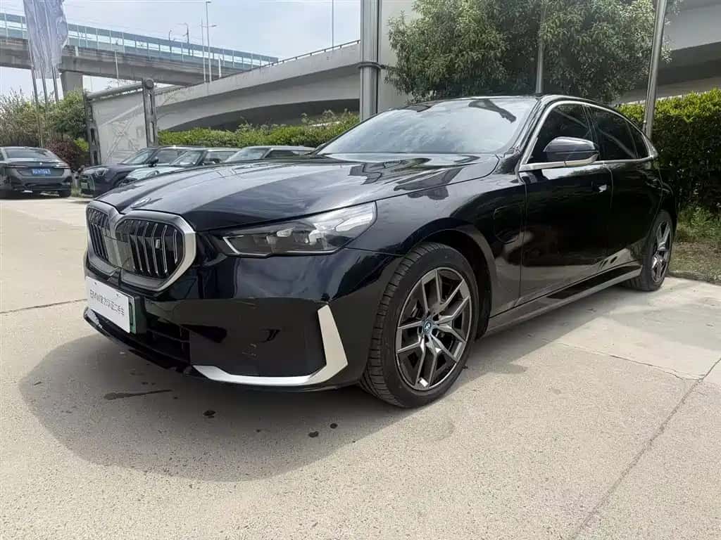 BMW BMW i5