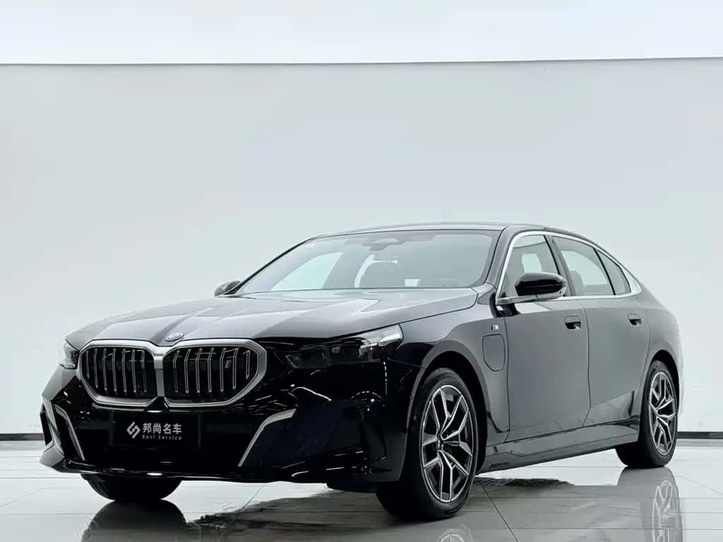 BMW BMW i5