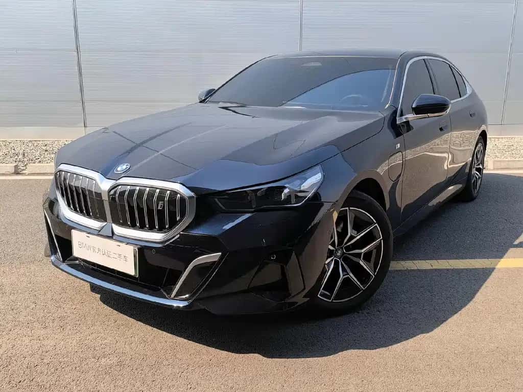 BMW BMW i5