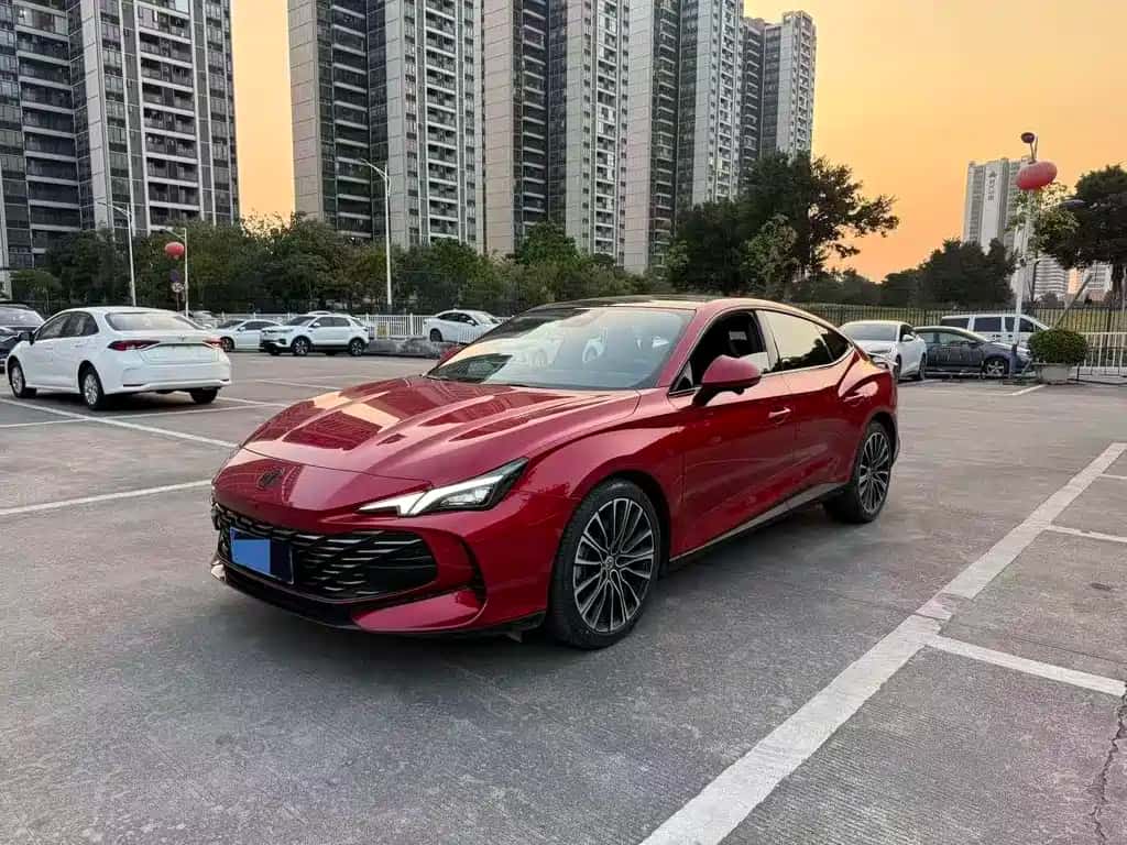 MG MG7