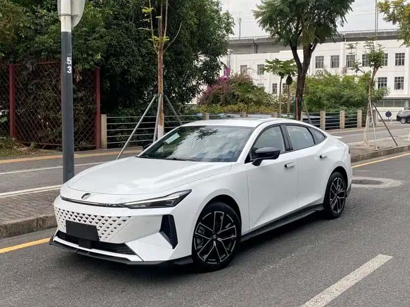 Changan Changan UNI-V ZhiDian iDD