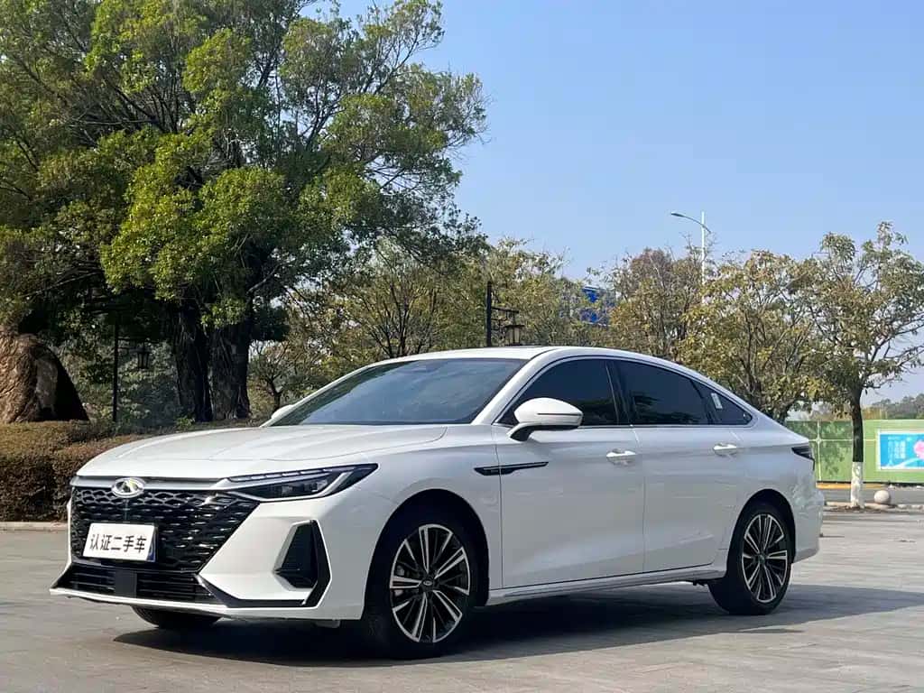Chery Arrizo 8