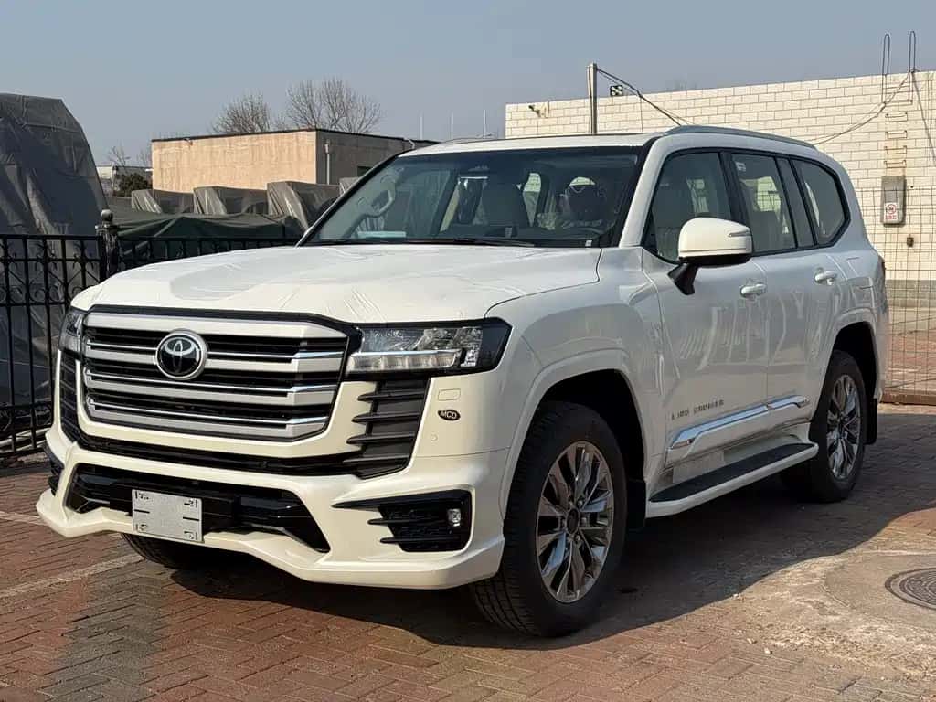 Toyota Land Cruiser (Imported)