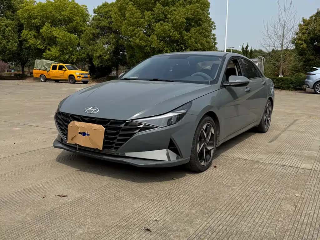 Hyundai Elantra
