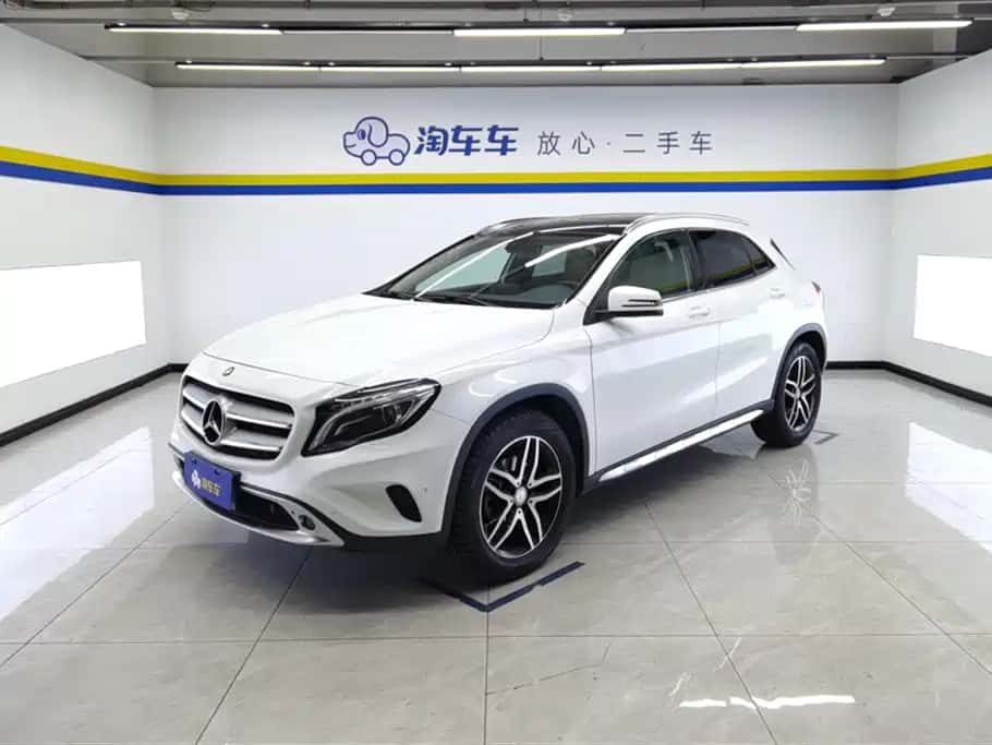 Mercedes-Benz Mercedes-Benz GLA
