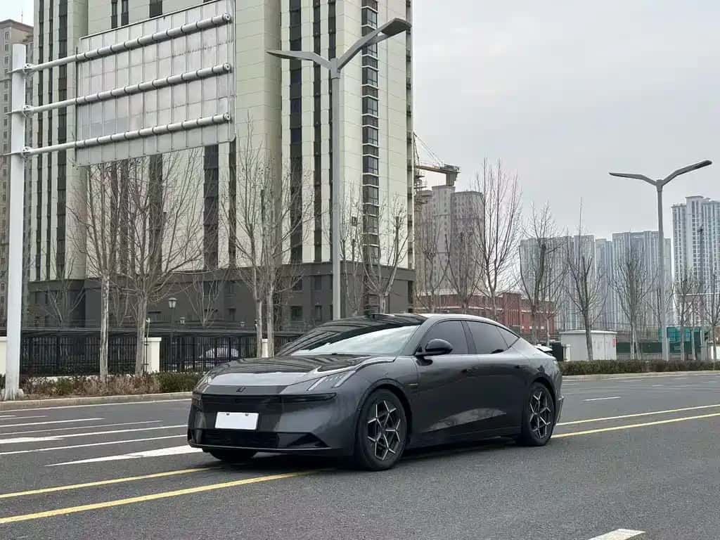 Lynk & Co Lynk & Co Z10